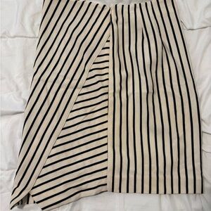 LOFT Black and White Asymmetrical mini Skirt